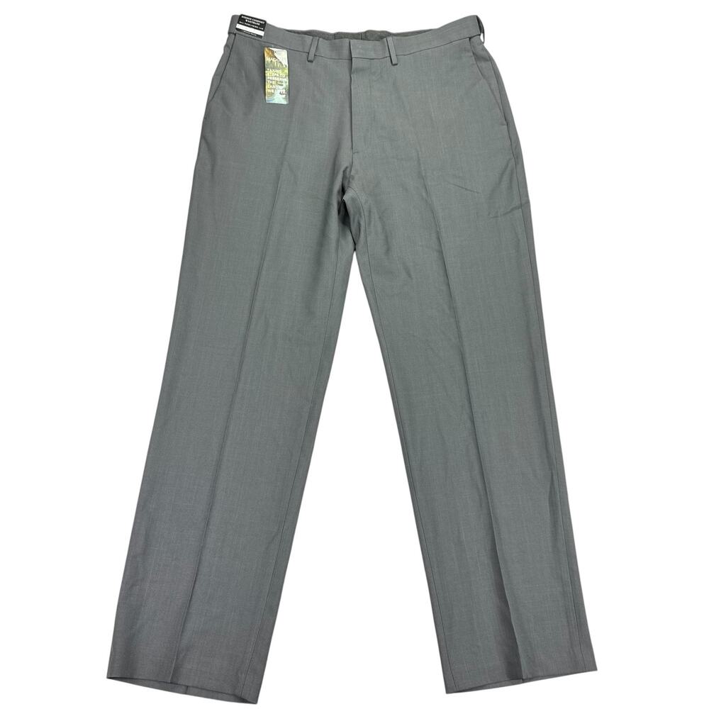 Haggar Mens Premium Comfort Classic Fit Flat Front Dress Pants Gray 36x32